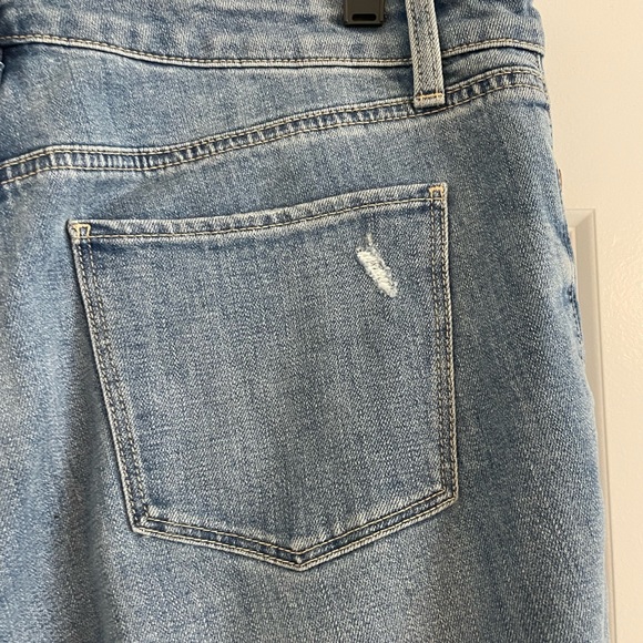 Talbots Slim Ankle Jean. Size 12. Light Distressing Details. - Picture 2 of 6